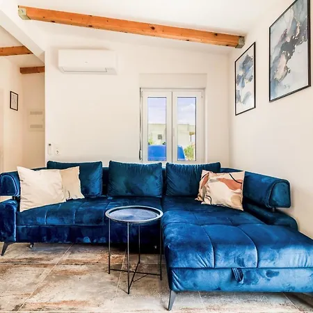 House Kristina With Jacuzzi Pool Only For Σπίτι διακοπών *