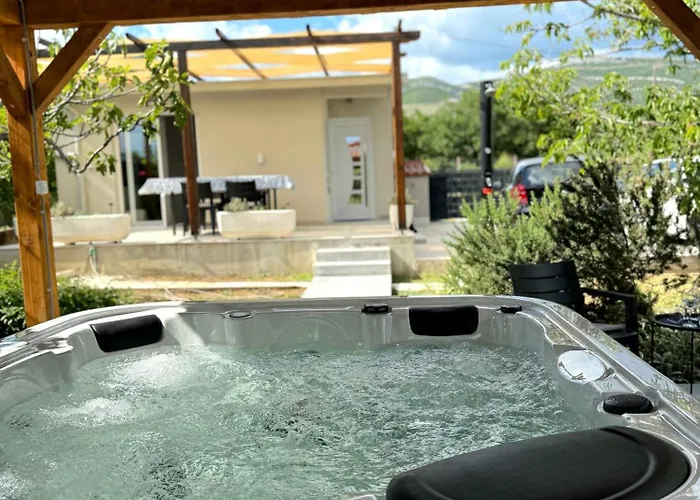 House Kristina With Jacuzzi Pool Only For *